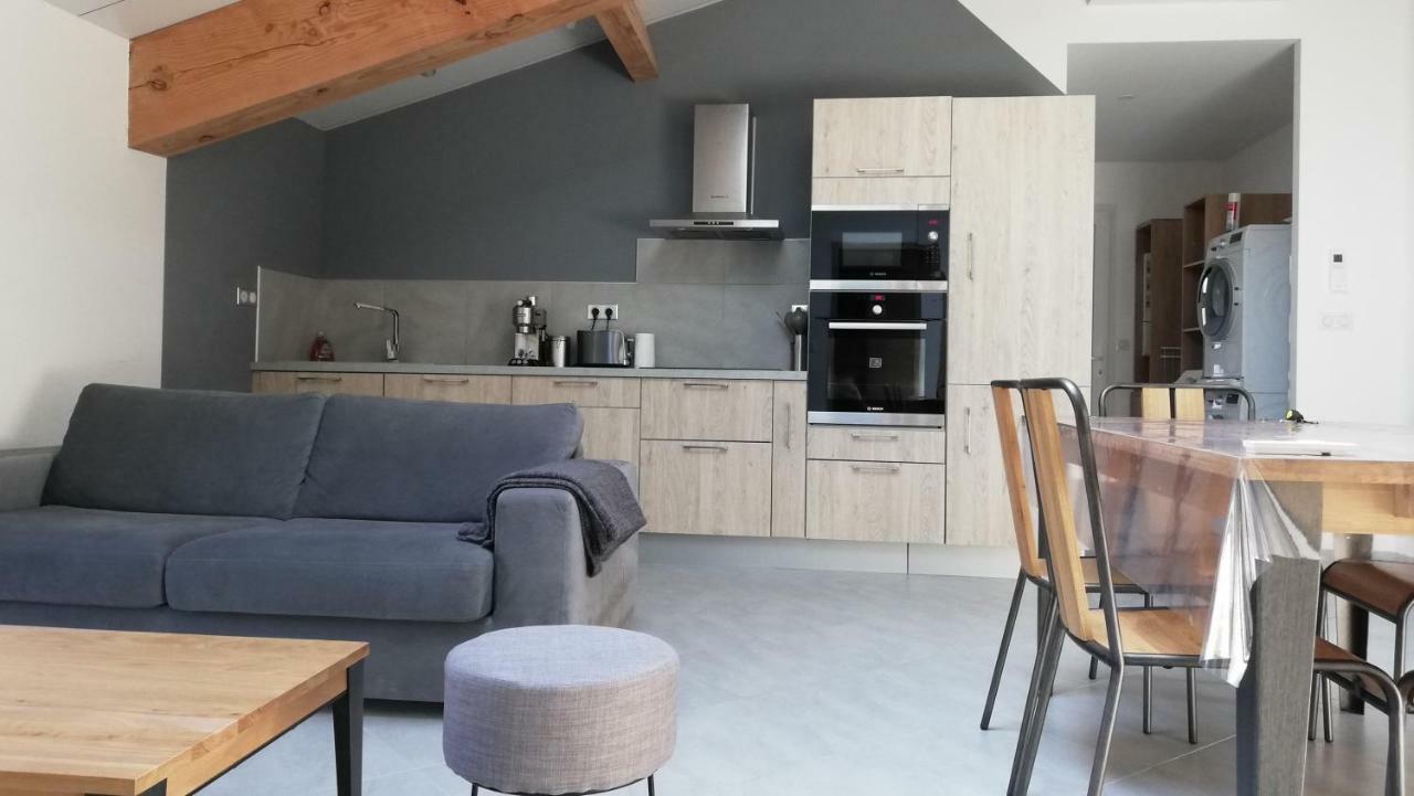 Gite Du Domaine Saint Jean De L'Arbousier Кастри Екстериор снимка